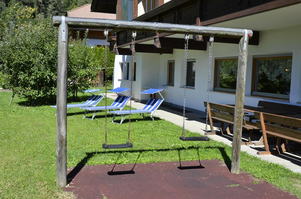 Pension Pichler Chienes Exterior foto