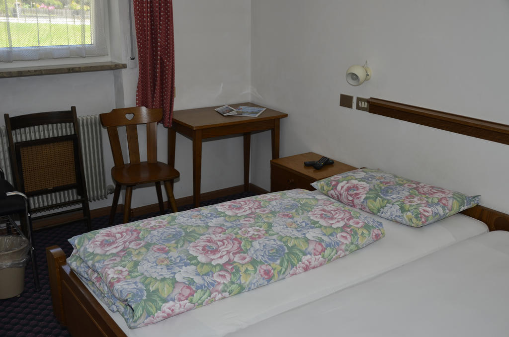 Pension Pichler Chienes Habitación foto