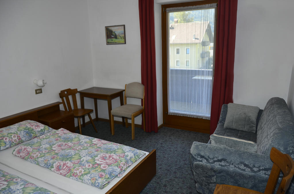 Pension Pichler Chienes Exterior foto