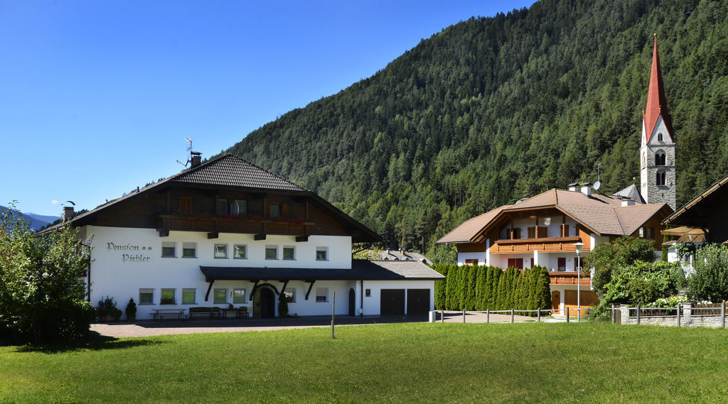 Pension Pichler Chienes Exterior foto